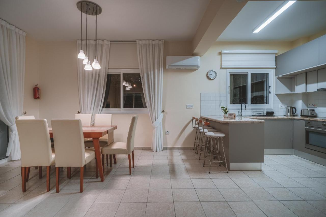 Amphitrite Villa Paralimni Exterior photo