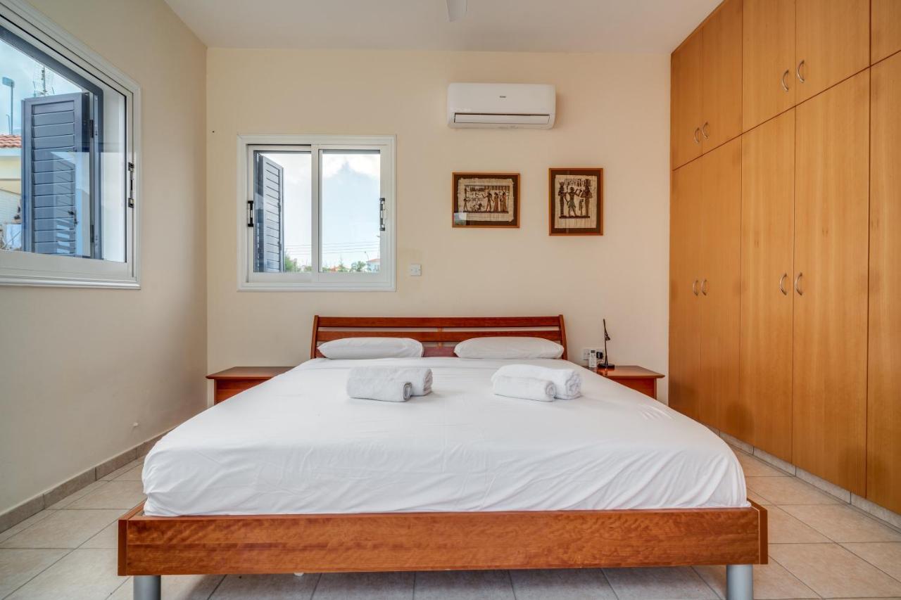 Amphitrite Villa Paralimni Exterior photo