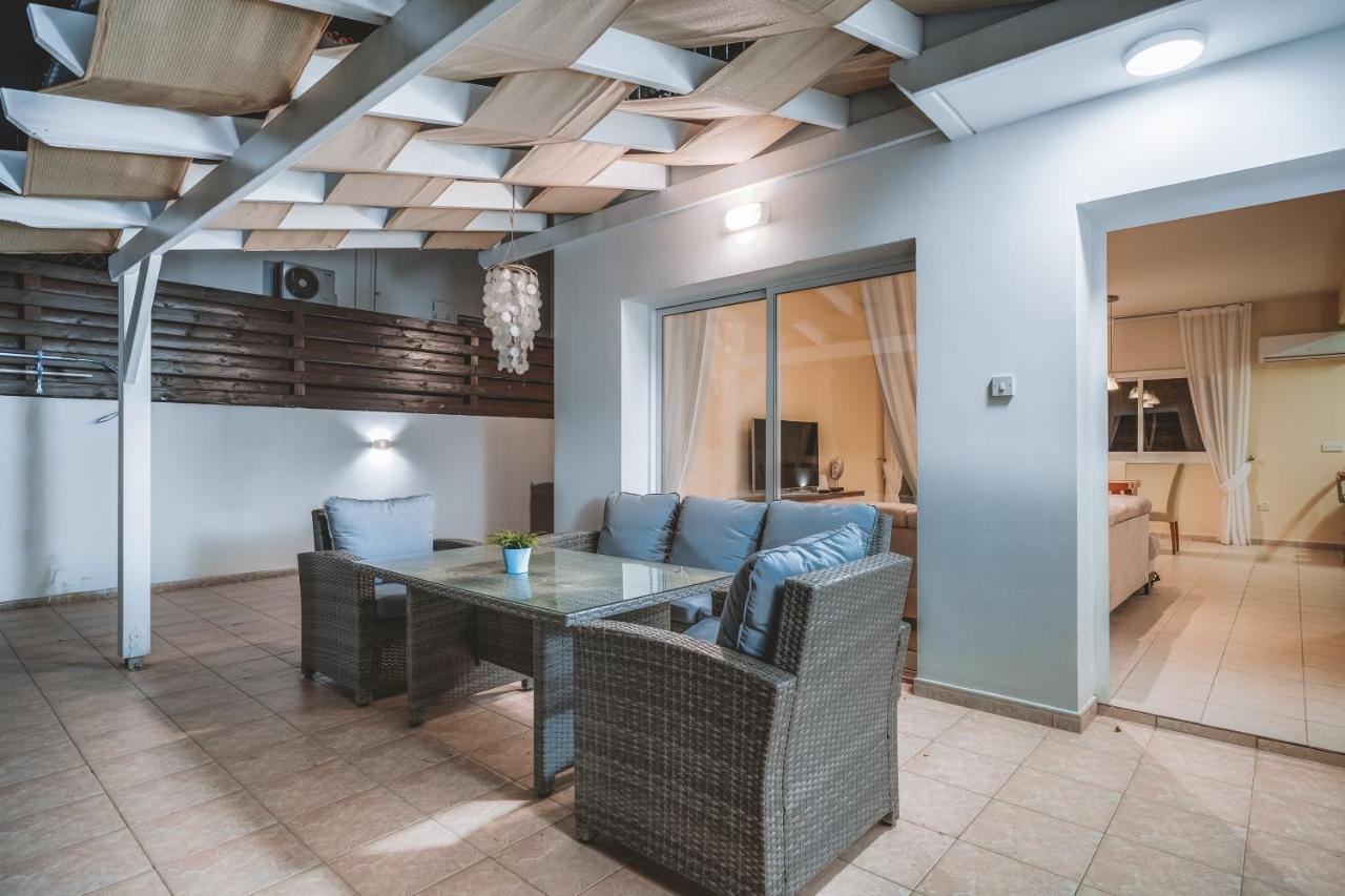 Amphitrite Villa Paralimni Exterior photo