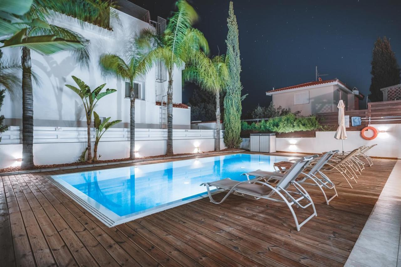 Amphitrite Villa Paralimni Exterior photo