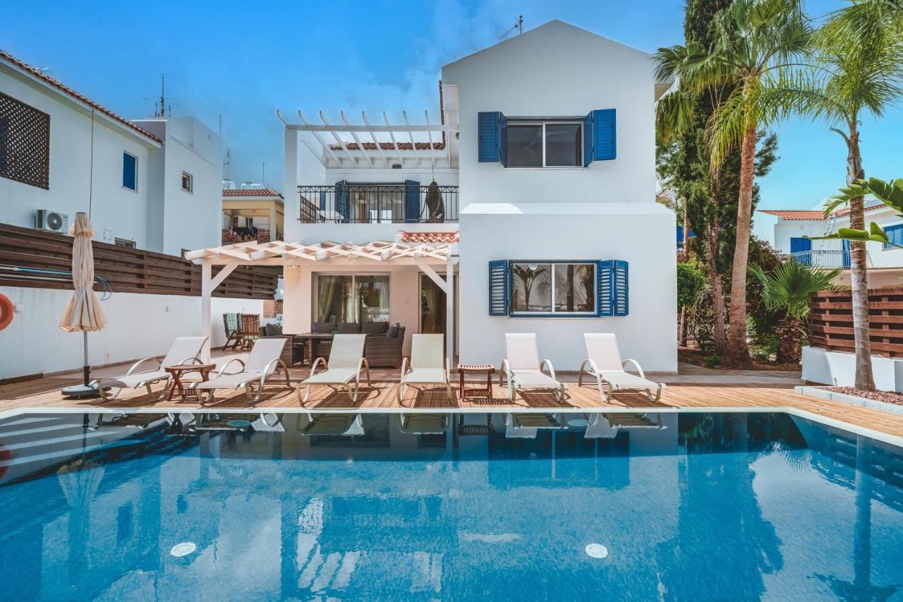 Amphitrite Villa Paralimni Exterior photo